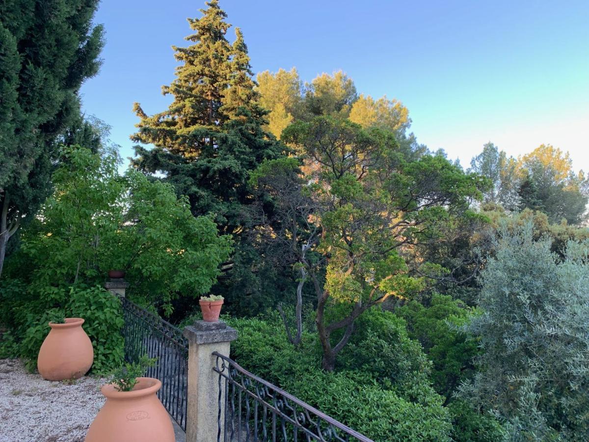 Le Mas Des Pignes -Adults Only Aix-en-Provence Bagian luar foto